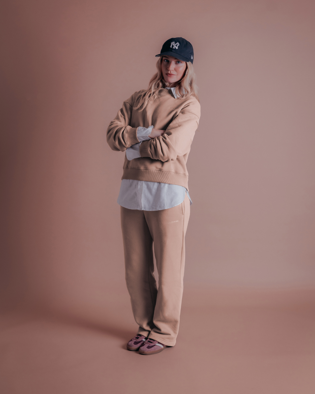 The Classic Crew - Sand