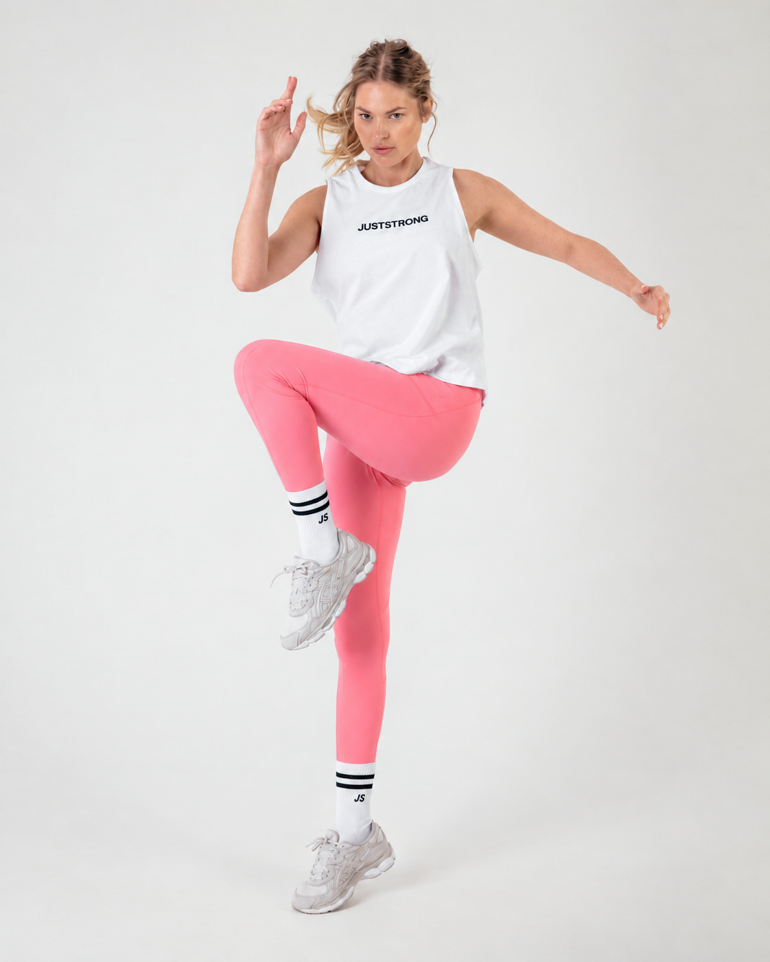 Just Strong Tank - White/Black