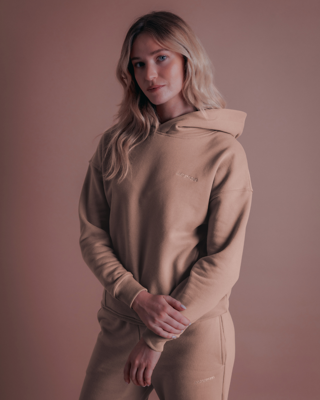 The Classic Hoodie - Sand