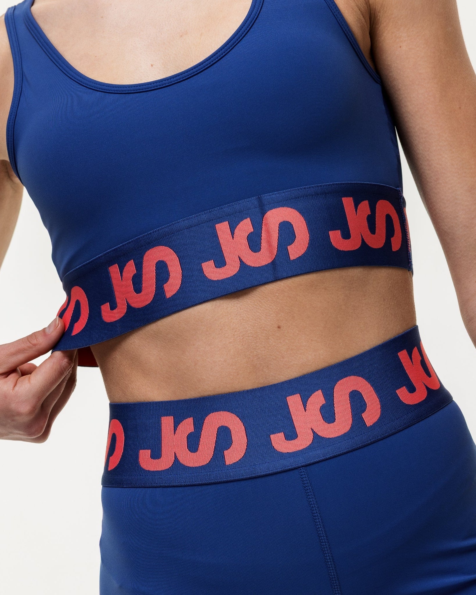 Airflow Medium Support Bra - Indigo/Coral